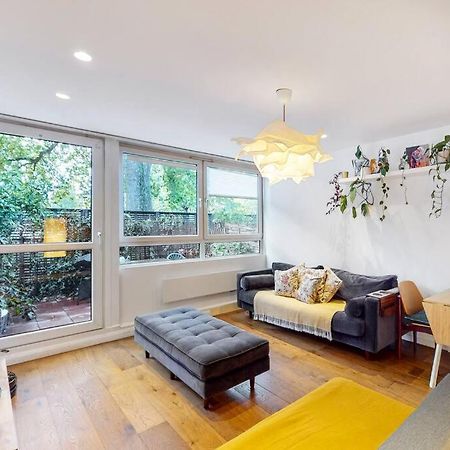 Charming 2-Bedroom Maisonette With Private Garden Londra Esterno foto