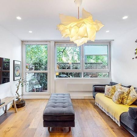 Charming 2-Bedroom Maisonette With Private Garden Londra Esterno foto